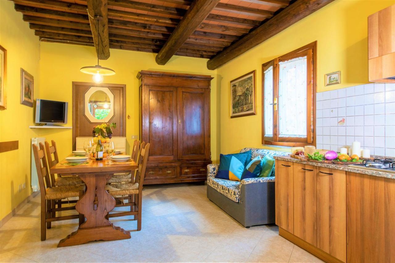 Hostly - Country House Donoratico - Only For Families Buitenkant foto