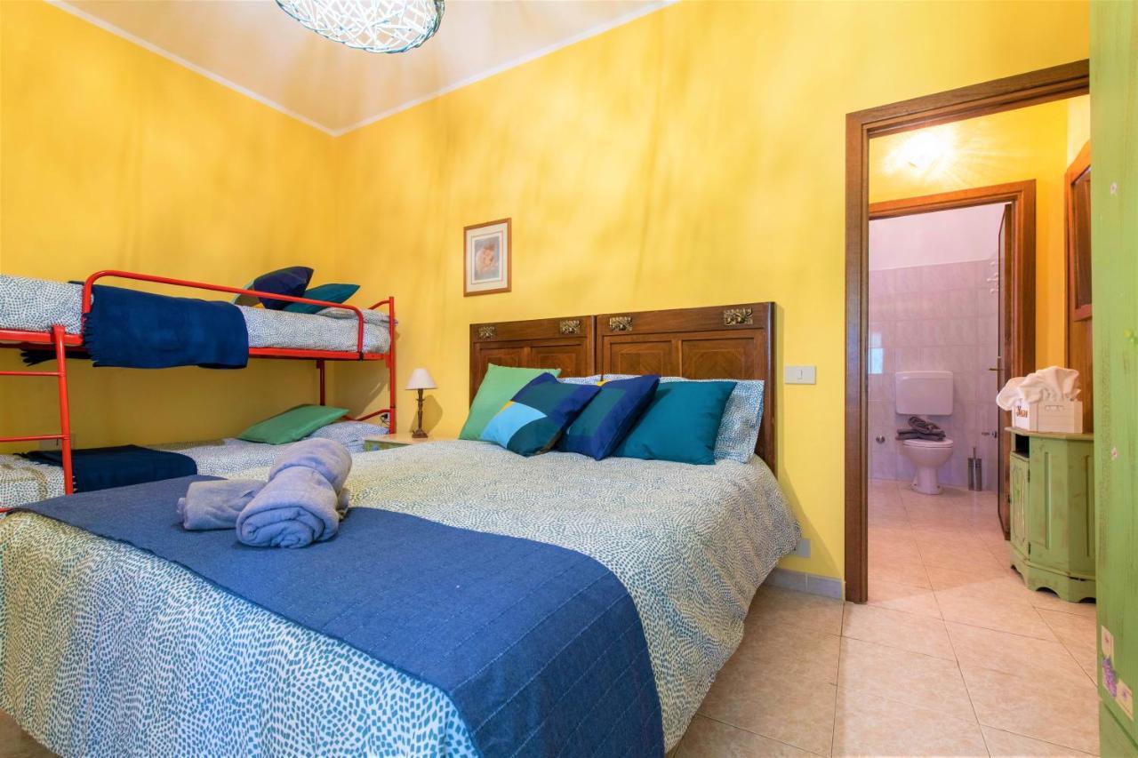 Hostly - Country House Donoratico - Only For Families Buitenkant foto