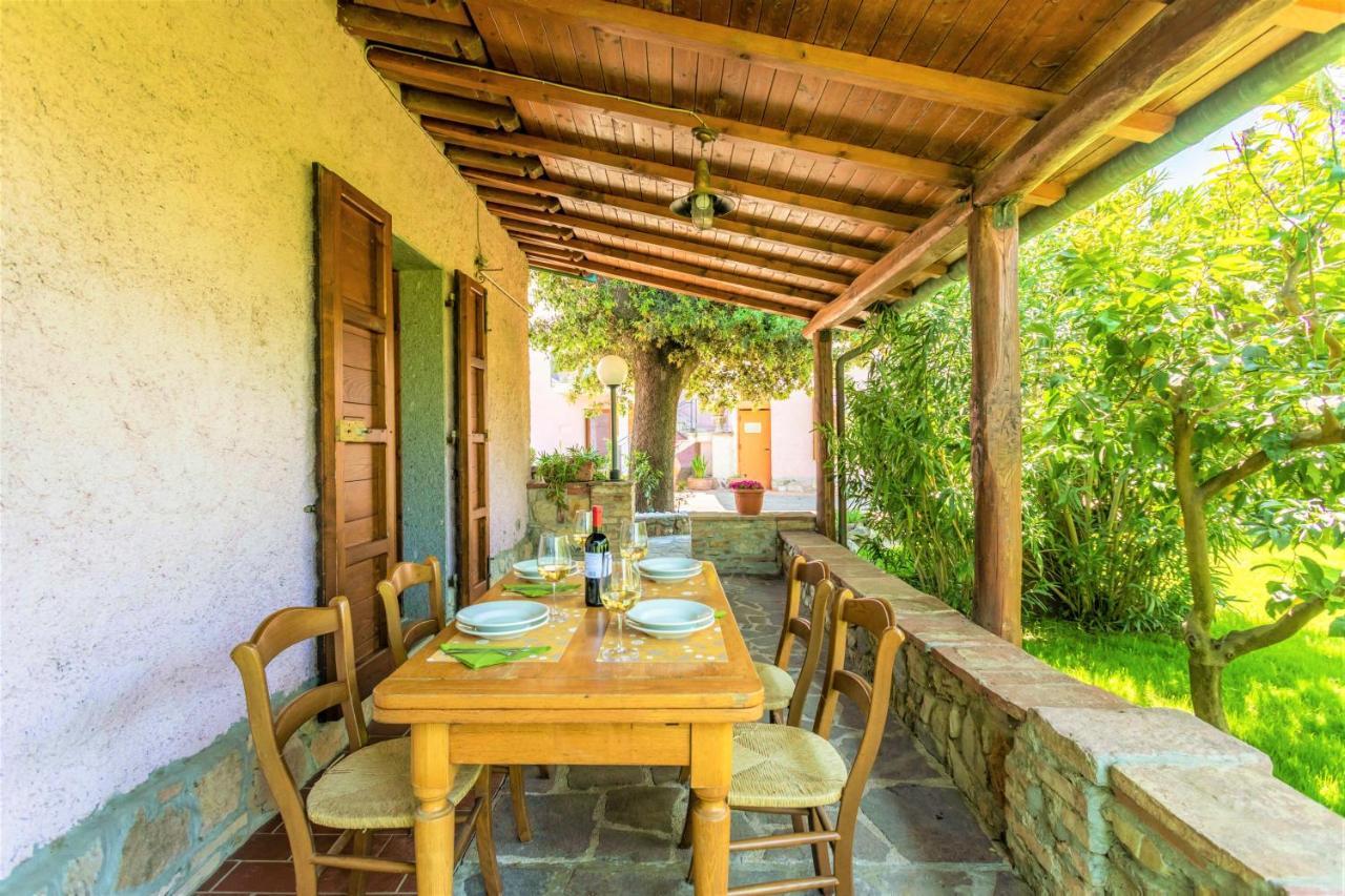 Hostly - Country House Donoratico - Only For Families Buitenkant foto